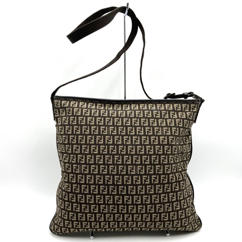 FENDI Brown Leather Shoulder Bag - Picture 3 of 10